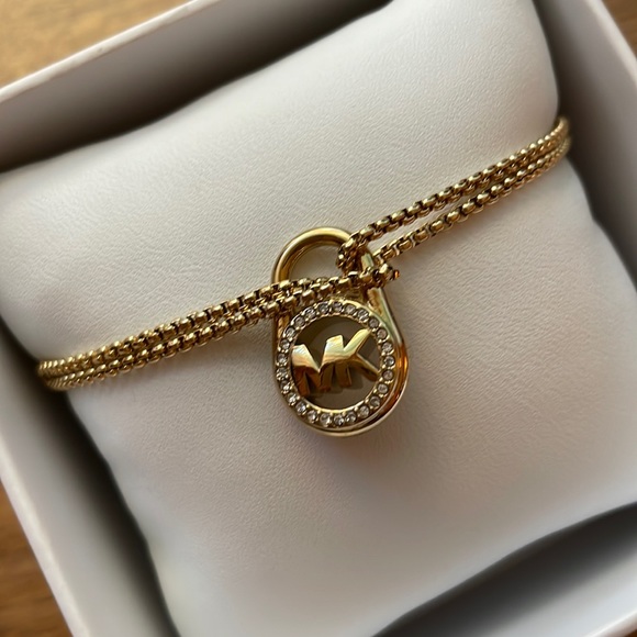 Michael Kors MK NWT Gold Padlock Slider Bracelet - Picture 1 of 7